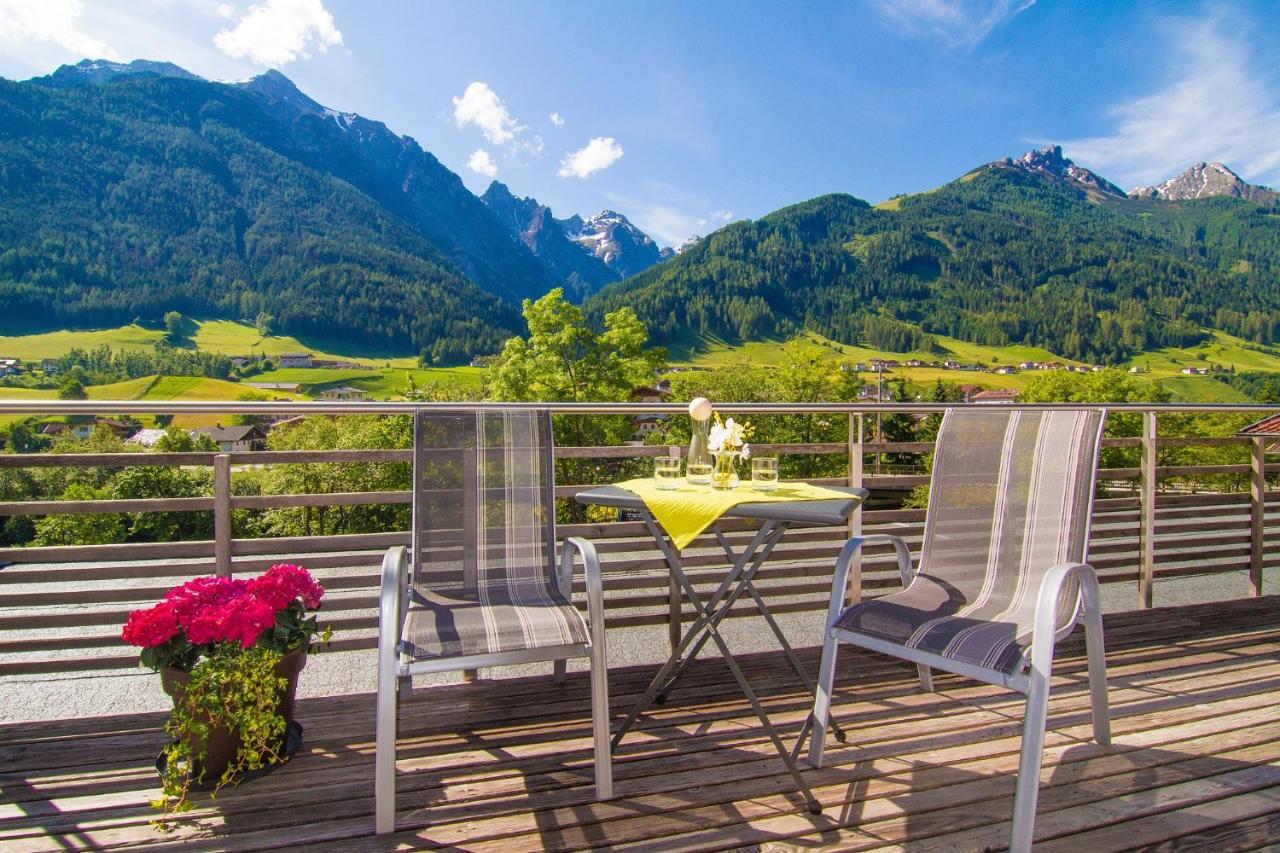 Pension Tina Нойштифт-им-Штубайталь Экстерьер фото